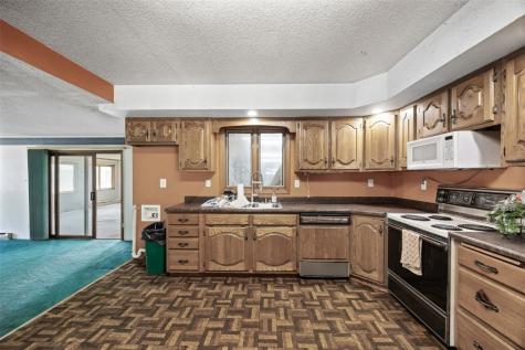 200 Locust Street SW Blairstown IA 52209