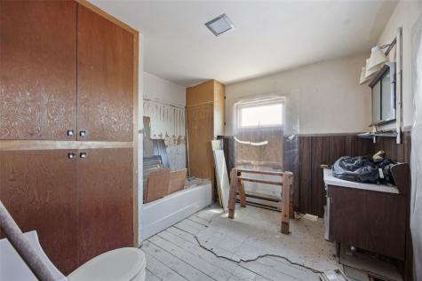 200 Locust Street SW Blairstown IA 52209