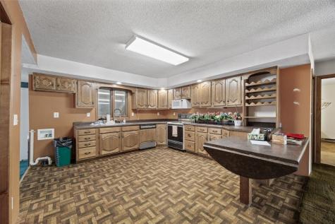 200 Locust Street SW Blairstown IA 52209