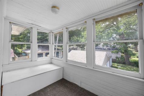 383 21st Street SE Cedar Rapids IA 52403