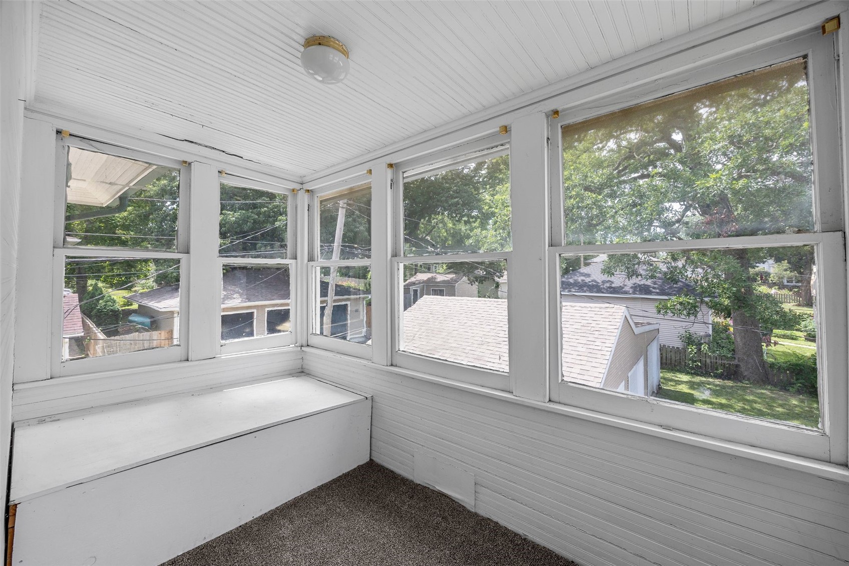 383 21st Street SE Cedar Rapids IA 52403