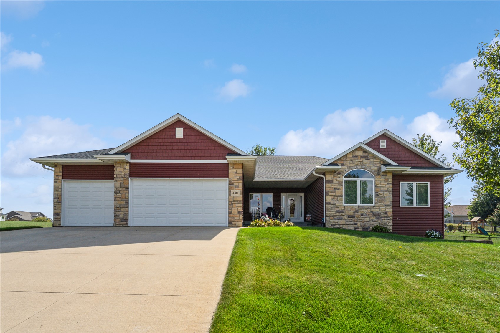 Walford IA, 490 Erusha Drive NE