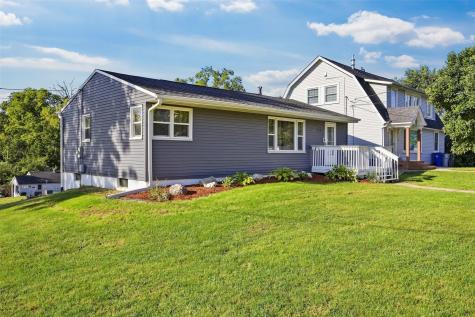 227 29th Avenue SW Cedar Rapids IA 52404