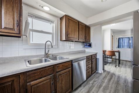 227 29th Avenue SW Cedar Rapids IA 52404
