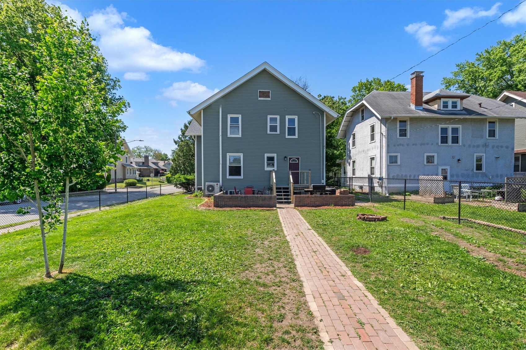 416 E Rusholme Street Davenport IA 52803