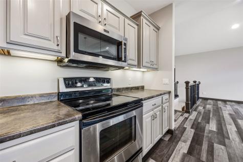 426 Prairie View Drive Fairfax IA 52228
