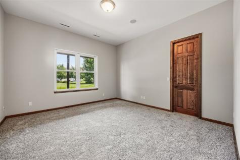 426 Prairie View Drive Fairfax IA 52228