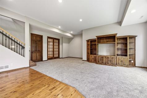 426 Prairie View Drive Fairfax IA 52228