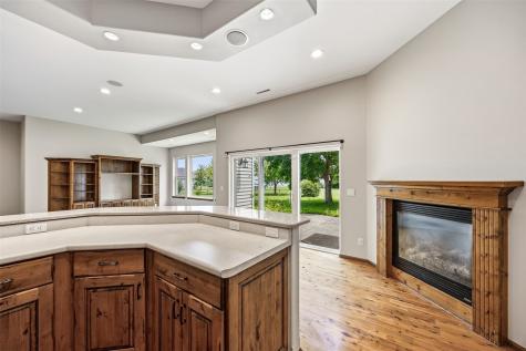 426 Prairie View Drive Fairfax IA 52228