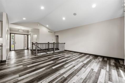 426 Prairie View Drive Fairfax IA 52228