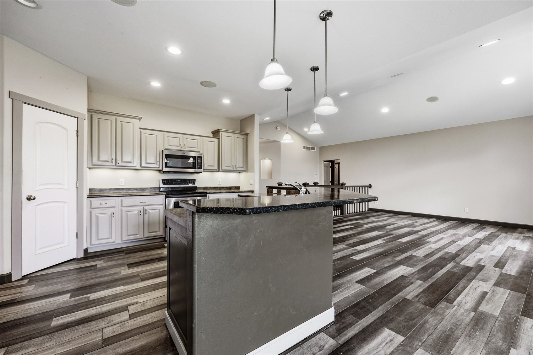 426 Prairie View Drive Fairfax IA 52228