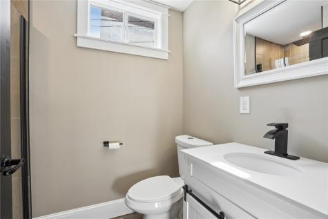 1548 6th Avenue Cedar Rapids IA 52403