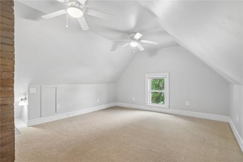 1548 6th Avenue Cedar Rapids IA 52403