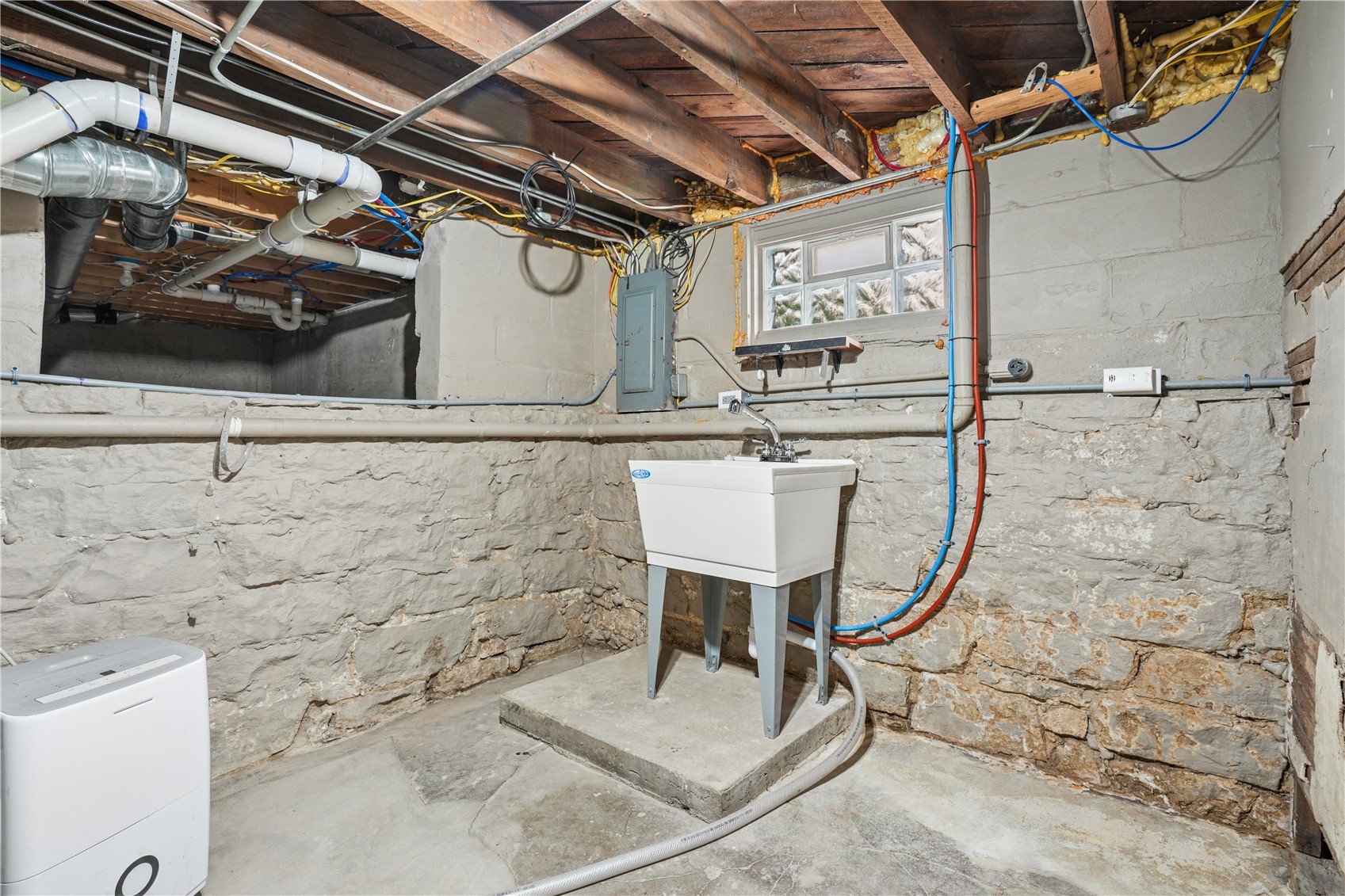 1548 6th Avenue Cedar Rapids IA 52403