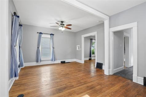 1548 6th Avenue Cedar Rapids IA 52403