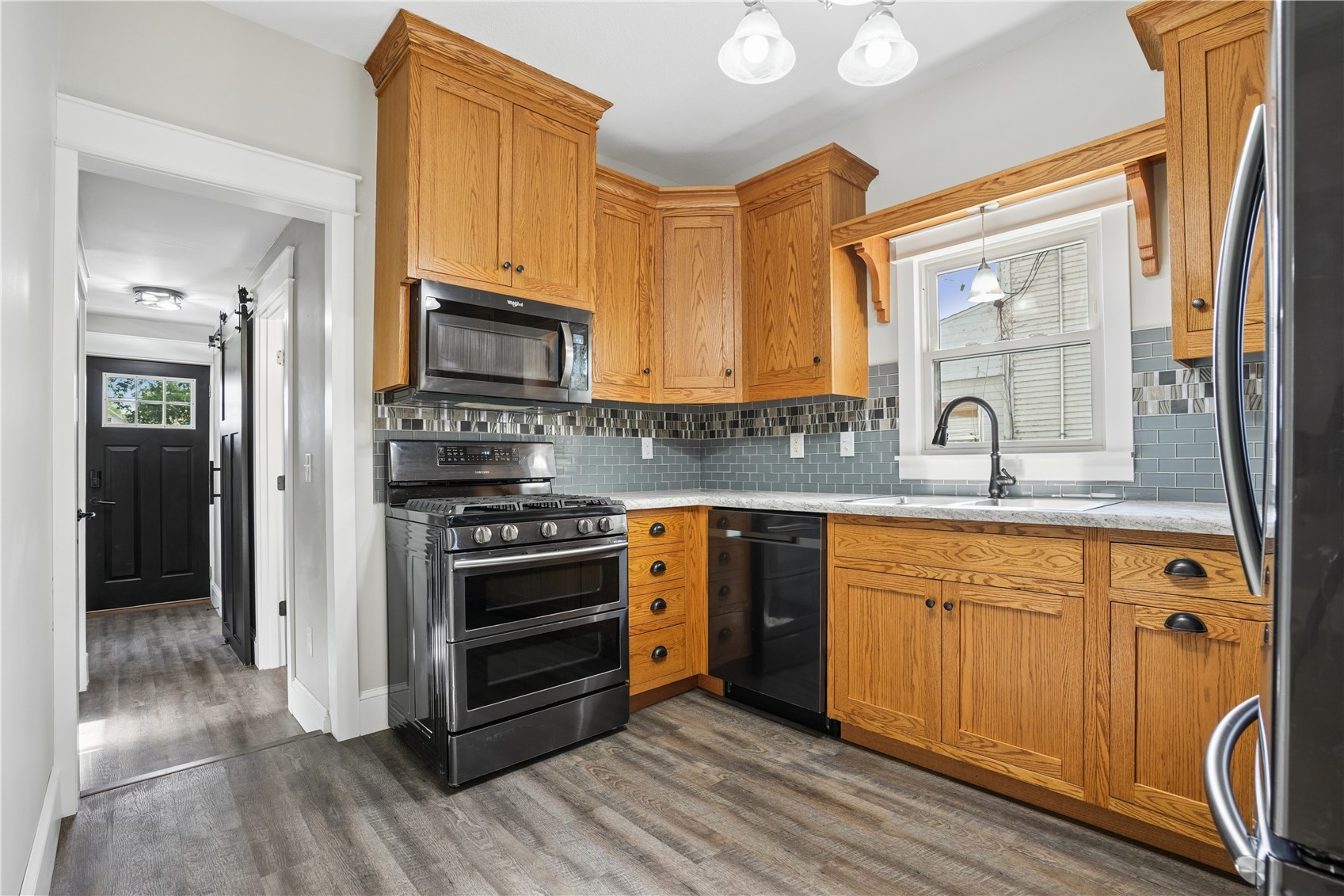 1548 6th Avenue Cedar Rapids IA 52403