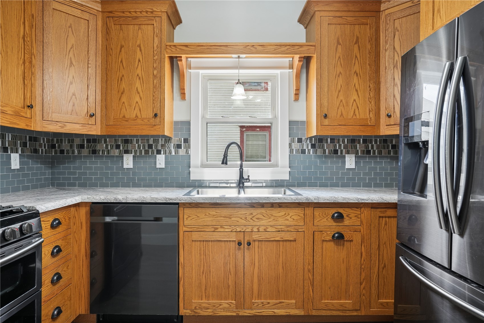 1548 6th Avenue Cedar Rapids IA 52403