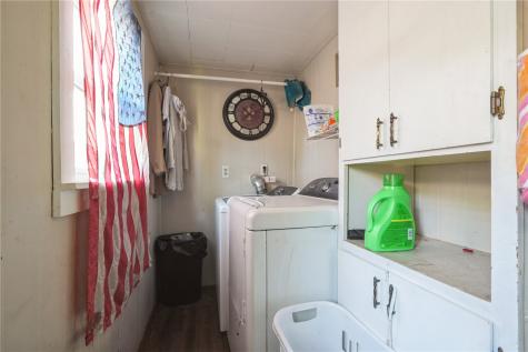 125 E 3rd Street Monticello IA 52310