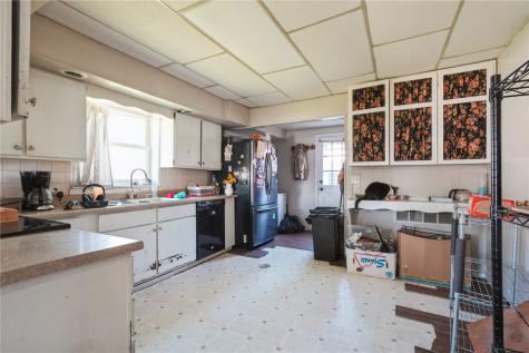125 E 3rd Street Monticello IA 52310