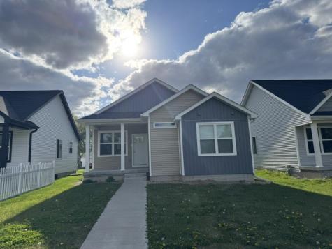 109 Coral Drive Waterloo IA 50701