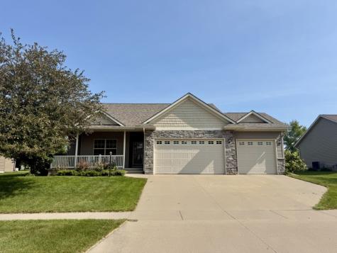 660 Berkshire Lane North Liberty IA 52317