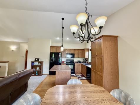 660 Berkshire Lane North Liberty IA 52317