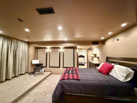 660 Berkshire Lane North Liberty IA 52317