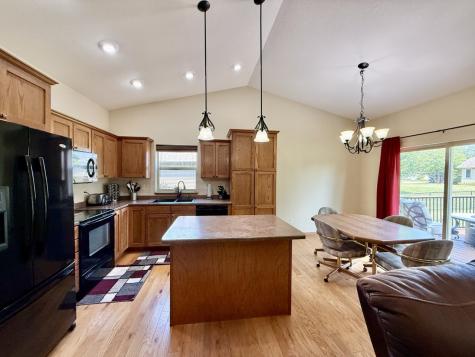 660 Berkshire Lane North Liberty IA 52317
