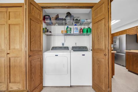 1770 Vavra Drive Ely IA 52227