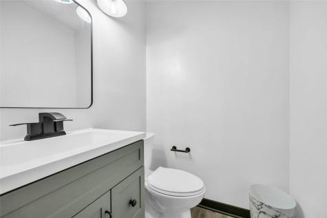 1770 Vavra Drive Ely IA 52227
