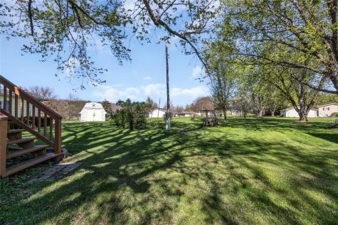 1770 Vavra Drive Ely IA 52227