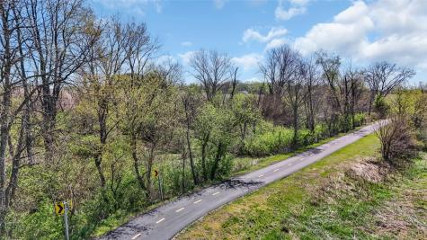 1770 Vavra Drive Ely IA 52227