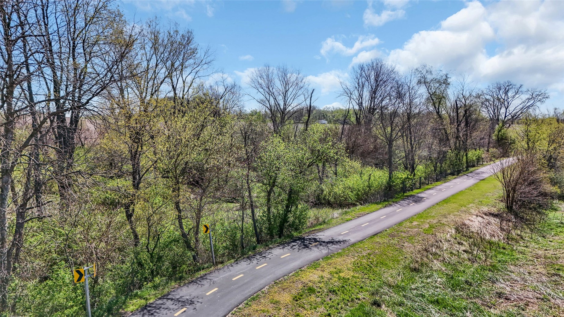 1770 Vavra Drive Ely IA 52227