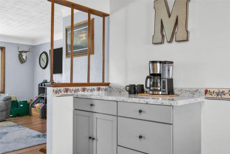 1770 Vavra Drive Ely IA 52227