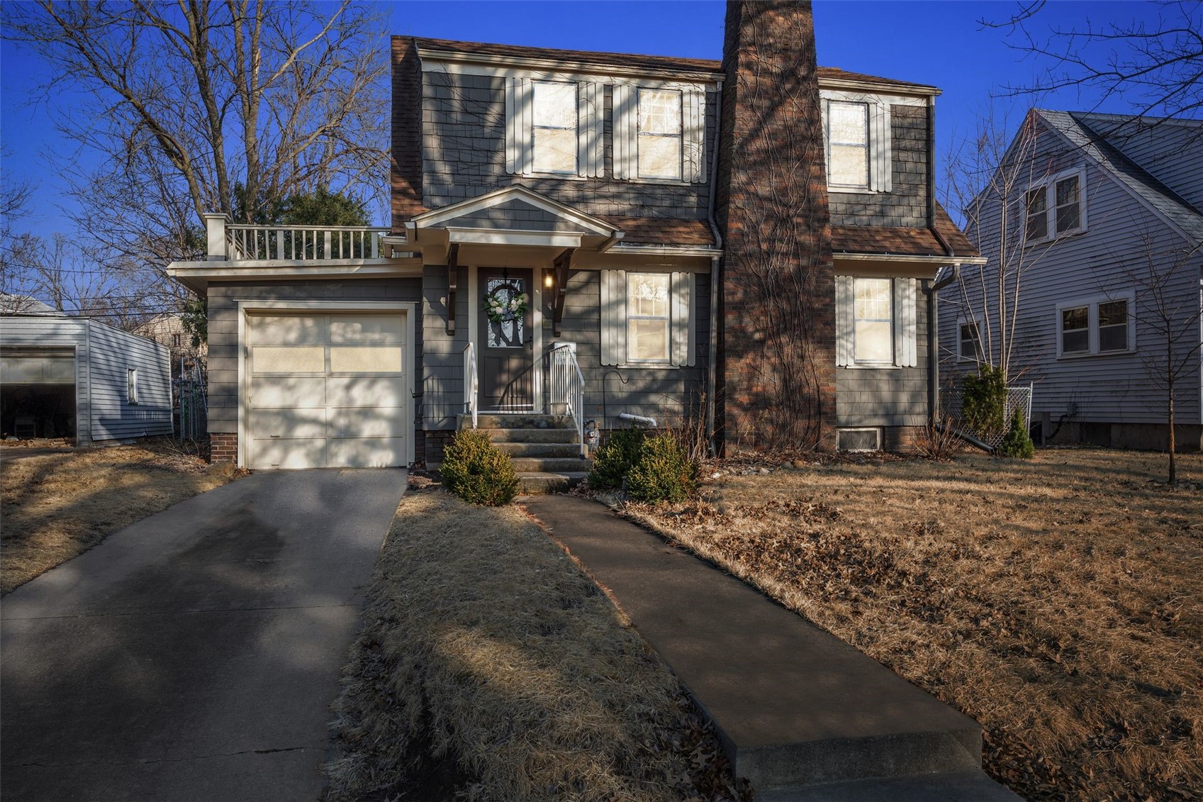 618 Dearborn Street Iowa City IA 52240