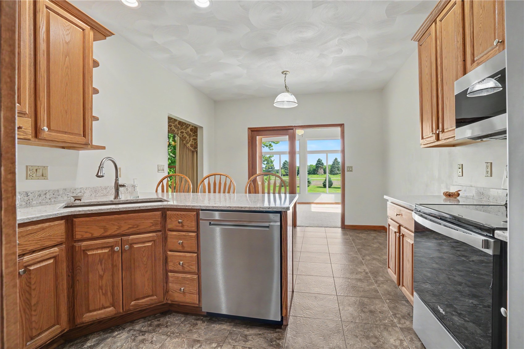16351 189th Street Manchester IA 52057