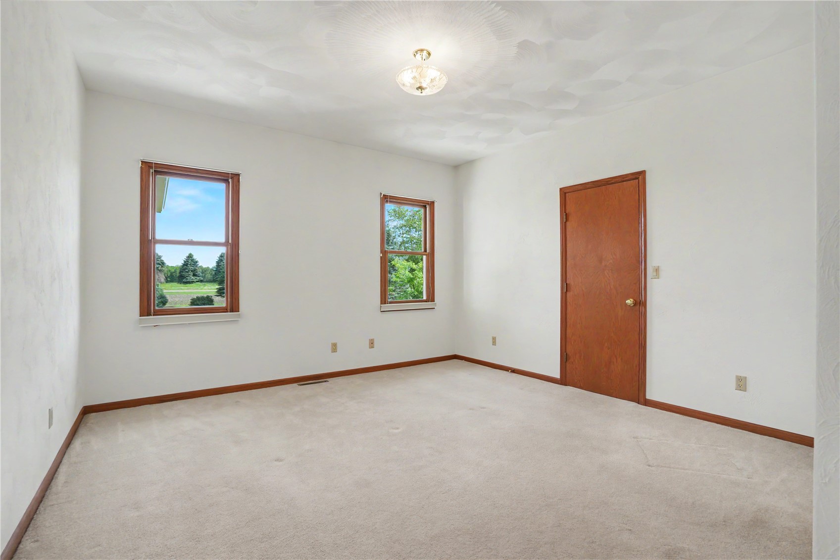 16351 189th Street Manchester IA 52057