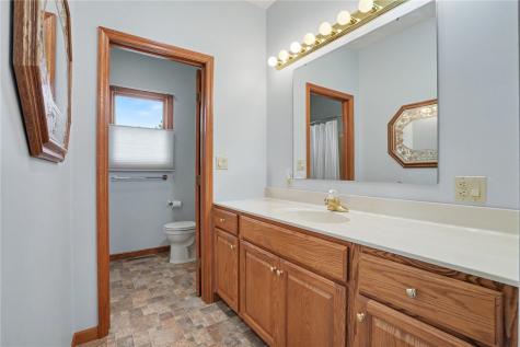 16351 189th Street Manchester IA 52057
