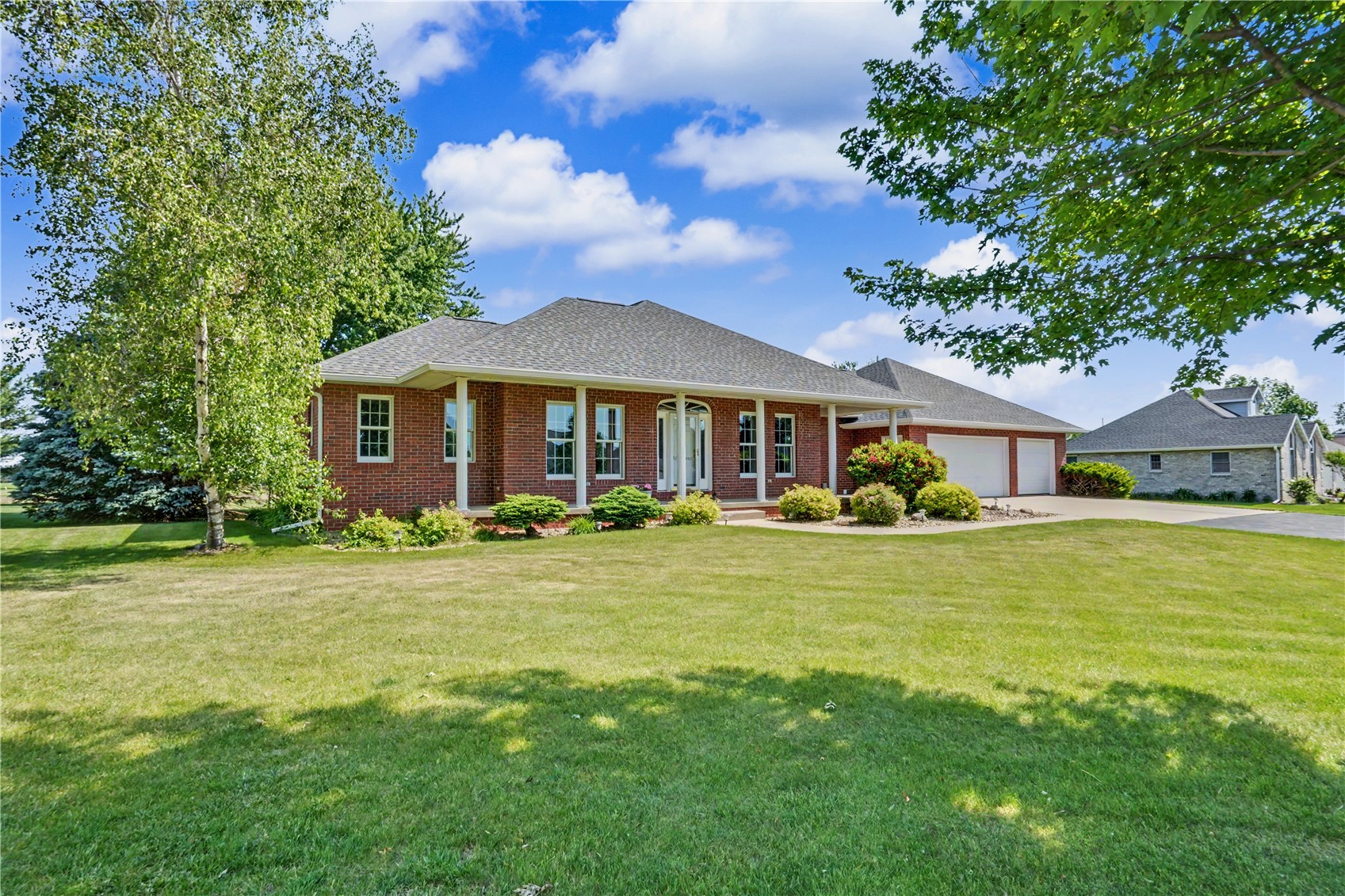 16351 189th Street Manchester IA 52057