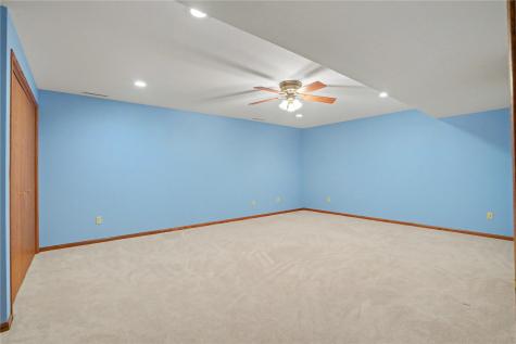 16351 189th Street Manchester IA 52057