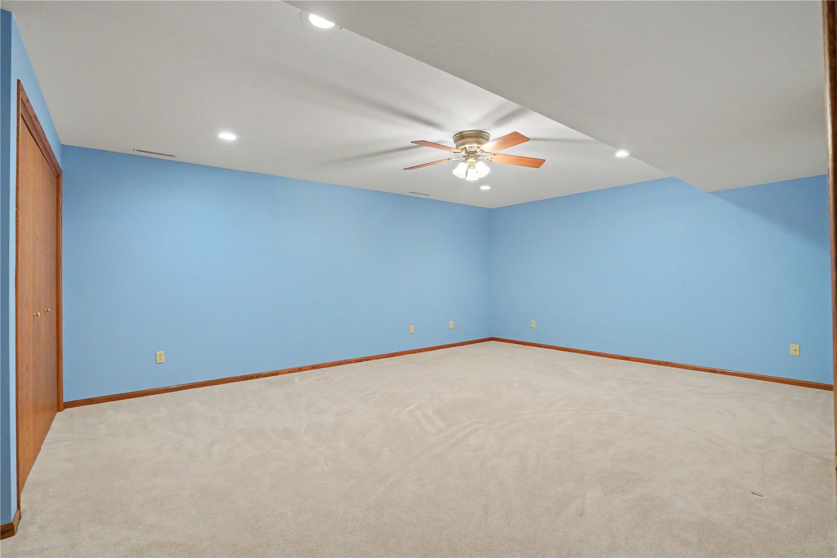 16351 189th Street Manchester IA 52057