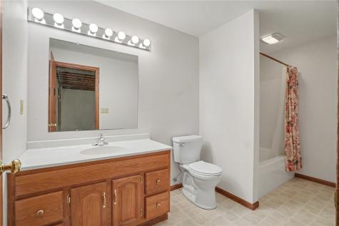 16351 189th Street Manchester IA 52057