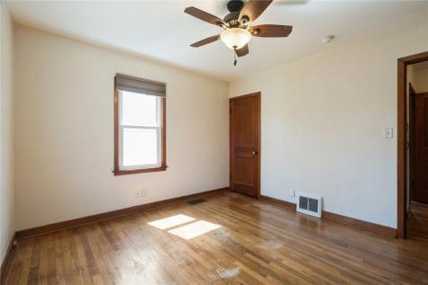 1799 Park Avenue Marion IA 52302