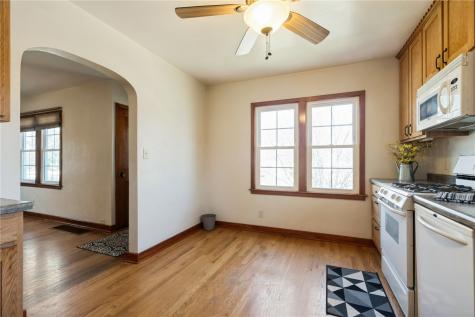 1799 Park Avenue Marion IA 52302