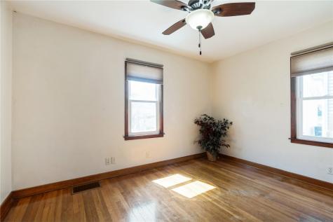 1799 Park Avenue Marion IA 52302