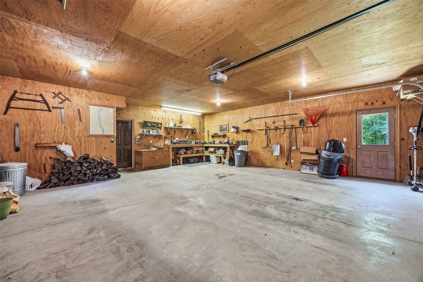 37754 390th Street Guttenberg IA 52052