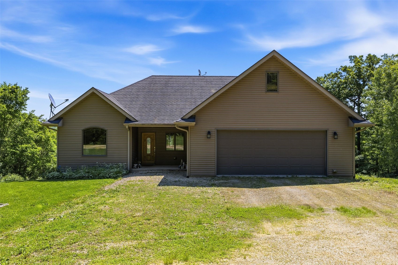 37754 390th Street Guttenberg IA 52052
