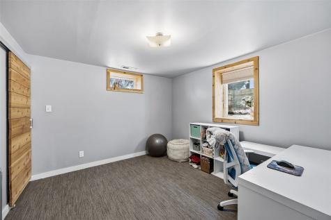 1472 Parkwood Drive SE Cedar Rapids IA 52403
