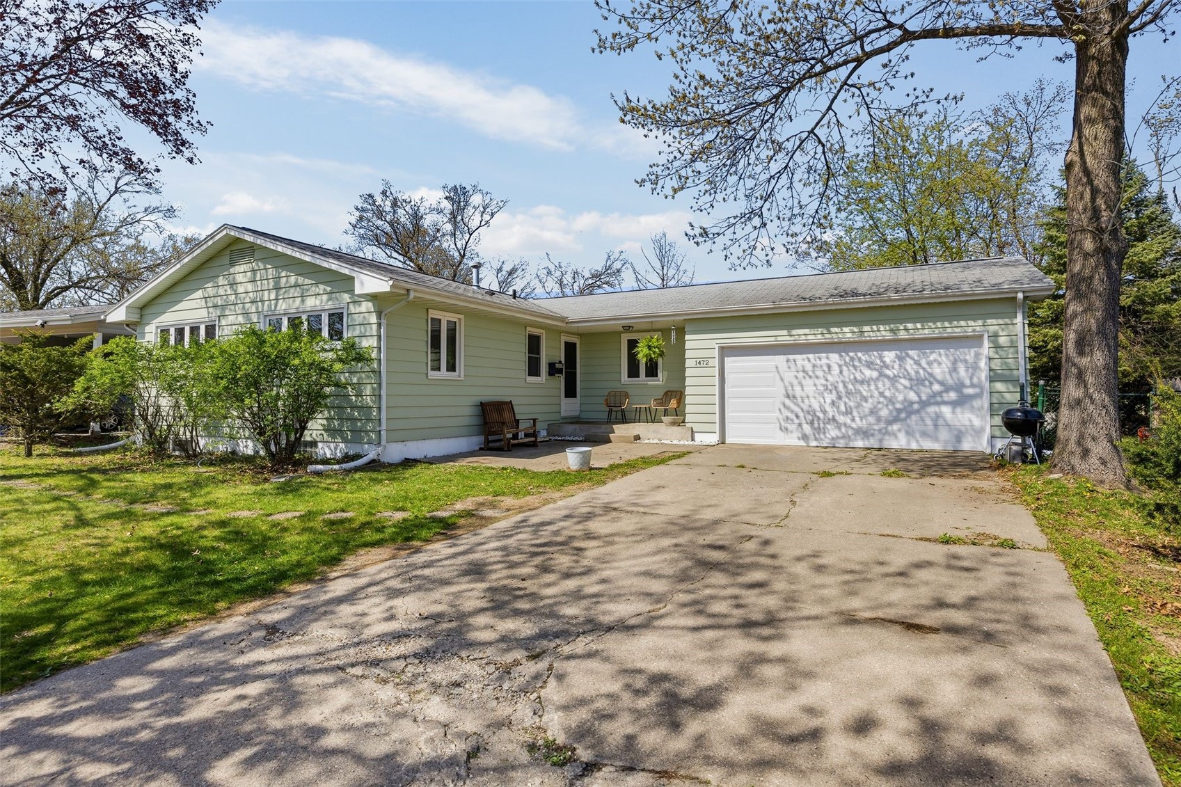 1472 Parkwood Drive SE Cedar Rapids IA 52403