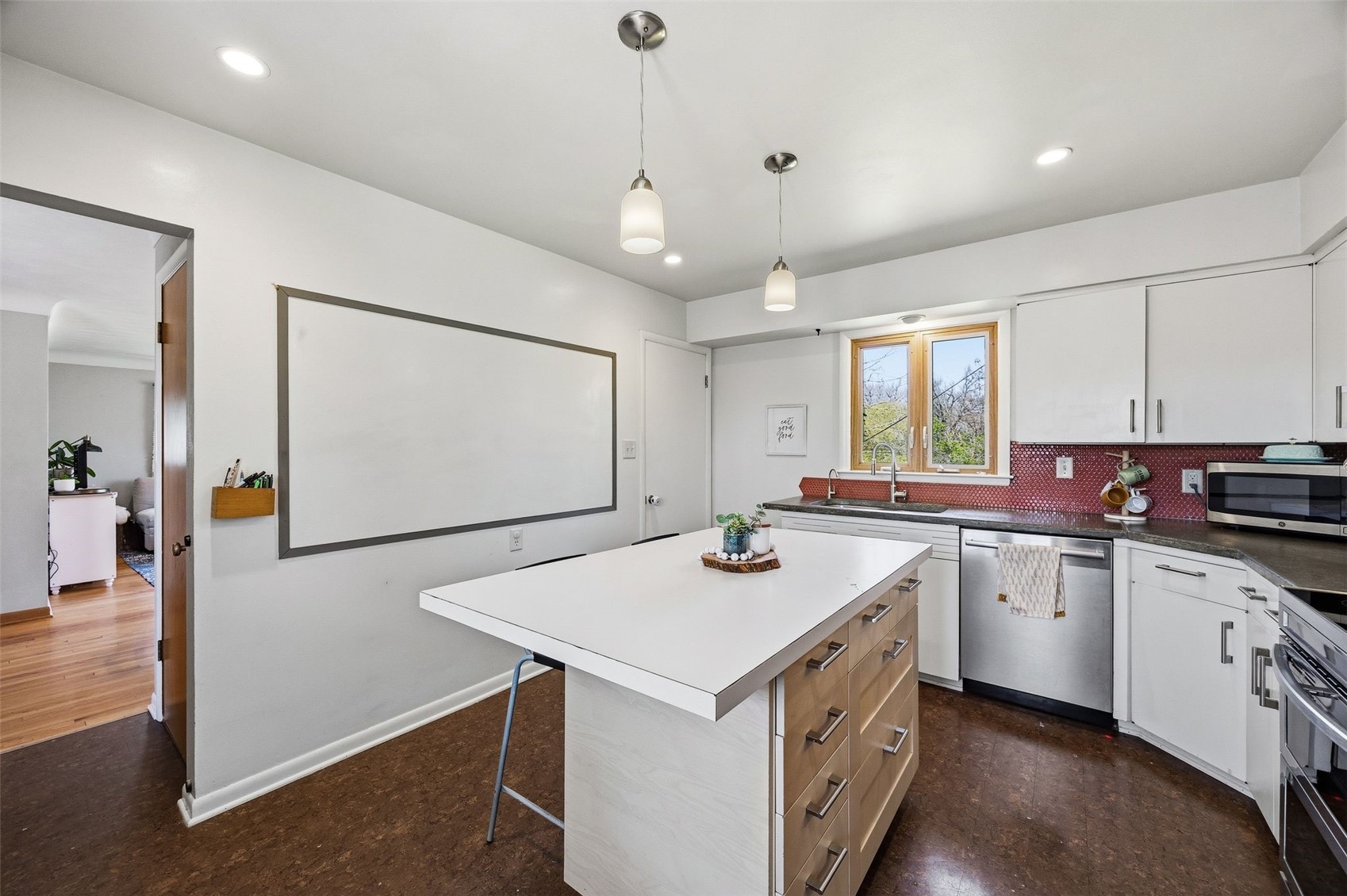 1472 Parkwood Drive SE Cedar Rapids IA 52403